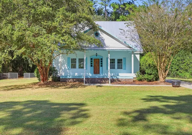 Photo 1 of Single family home for sale at 815 3rd Avenue, Georgetown, SC 29440 | MLS# 2623439 | Listing updated on 2026-09-23