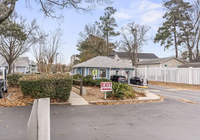 Photo 3 of Condo for sale at 5905 S Kings Hwy #6109, Myrtle Beach, SC 29575 | MLS# 2623533 | Listing updated on 2026-09-24