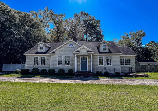 Photo 1 of Sale Pending at 2203 4th Avenue, Conway, SC 29527 | MLS# 2623538 | Listing updated on 2026-10-09