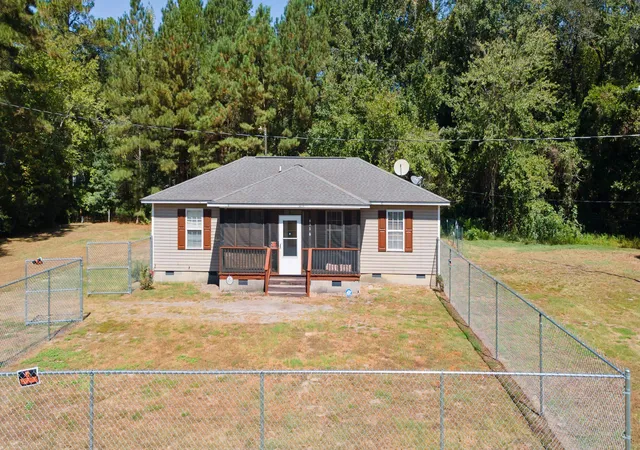 Photo 1 of Sale Pending at 6116 Old Mullins Hwy, Nichols, SC 29581 | MLS# 2623542 | Listing updated on 2026-10-03
