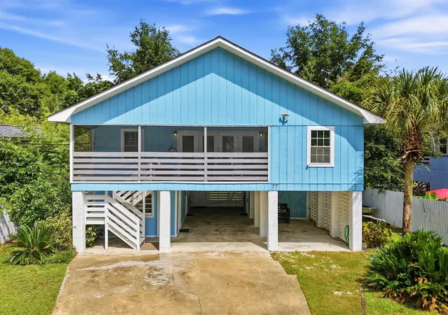 Photo 2 of Single family home for sale at 77 Channel Blf Ave, Pawleys Island, SC 29585 | MLS# 2623573 | Listing updated on 2026-09-29
