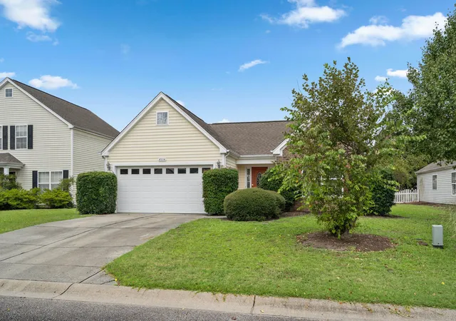 Photo 2 of Single family home for sale at 4504 Planters Row Way, Myrtle Beach, SC 29579 | MLS# 2623710 | Listing updated on 2026-10-09