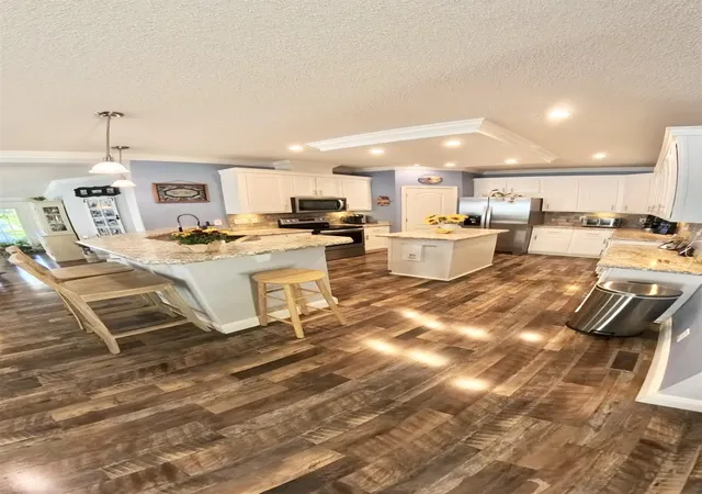 Photo 3 of Manufactured home for sale at 429 Lakeside Xing Dr, Conway, SC 29526 | MLS# 2623788 | Listing updated on 2026-10-04