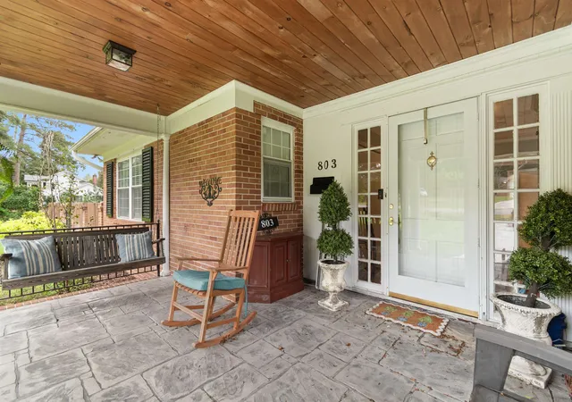 Photo 3 of Single family home for sale at 803 Woodland Dr, Kingstree, SC 29556 | MLS# 2623864 | Listing updated on 2026-10-01