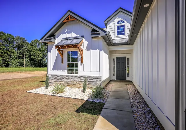 Photo 4 of Single family home for sale at 4240 Johnson Shelley Rd, Conway, SC 29526 | MLS# 2623939 | Listing updated on 2026-10-02