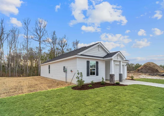 Photo 4 of Single family home for sale at 928 Caswell Dr, Conway, SC 29527 | MLS# 2624048 | Listing updated on 2026-10-11