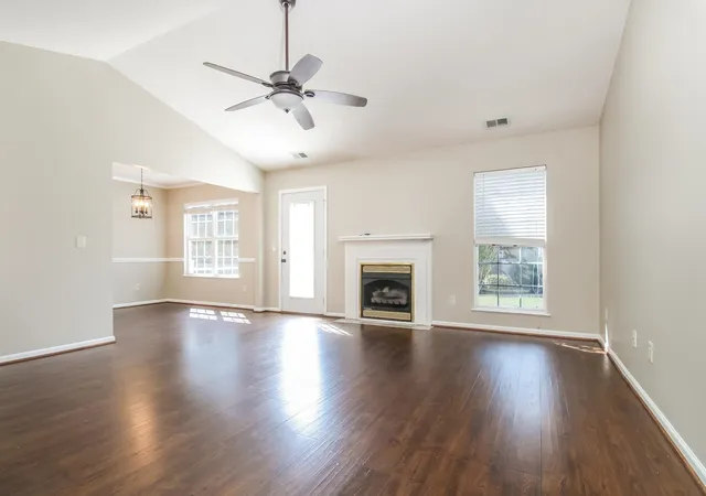 Photo 3 of Single family home for sale at 2753 Winterbrook Dr, Florence, SC 29505 | MLS# 2624138 | Listing updated on 2026-10-01