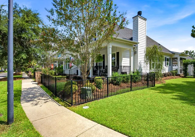 Photo 3 of Sale Pending at 425 Greenwich Dr, Conway, SC 29526 | MLS# 2624172 | Listing updated on 2026-10-06