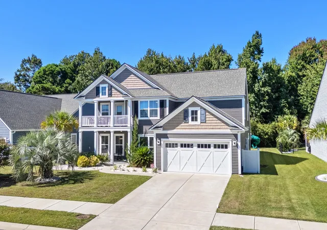 Photo 1 of Single family home for sale at 695 Greta Loop, Myrtle Beach, SC 29579 | MLS# 2624222 | Listing updated on 2026-10-01