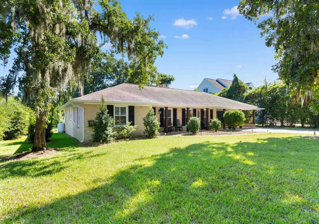 Photo 1 of Sale Pending at 180 Mallard Cir, Georgetown, SC 29440 | MLS# 2624265 | Listing updated on 2026-10-08