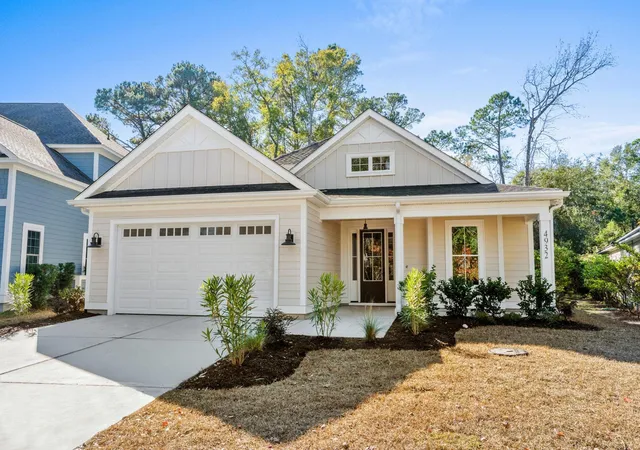 Photo 1 of Single family home for sale at 1307 Clipper Rd, North Myrtle Beach, SC 29582 | MLS# 2624285 | Listing updated on 2026-10-29