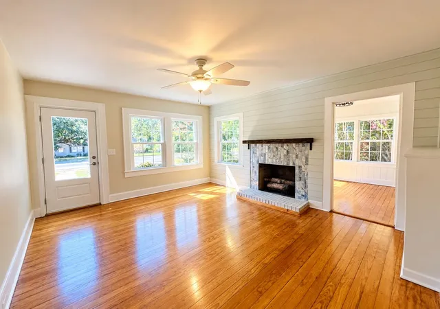 Photo 3 of Single family home for sale at 111 Cooper St, Kingstree, SC 29556 | MLS# 2624349 | Listing updated on 2026-10-03