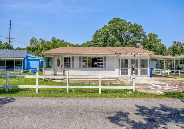 Photo 1 of Sale Pending at 1210 Holly Park Cir, Myrtle Beach, SC 29577 | MLS# 2624352 | Listing updated on 2026-10-05