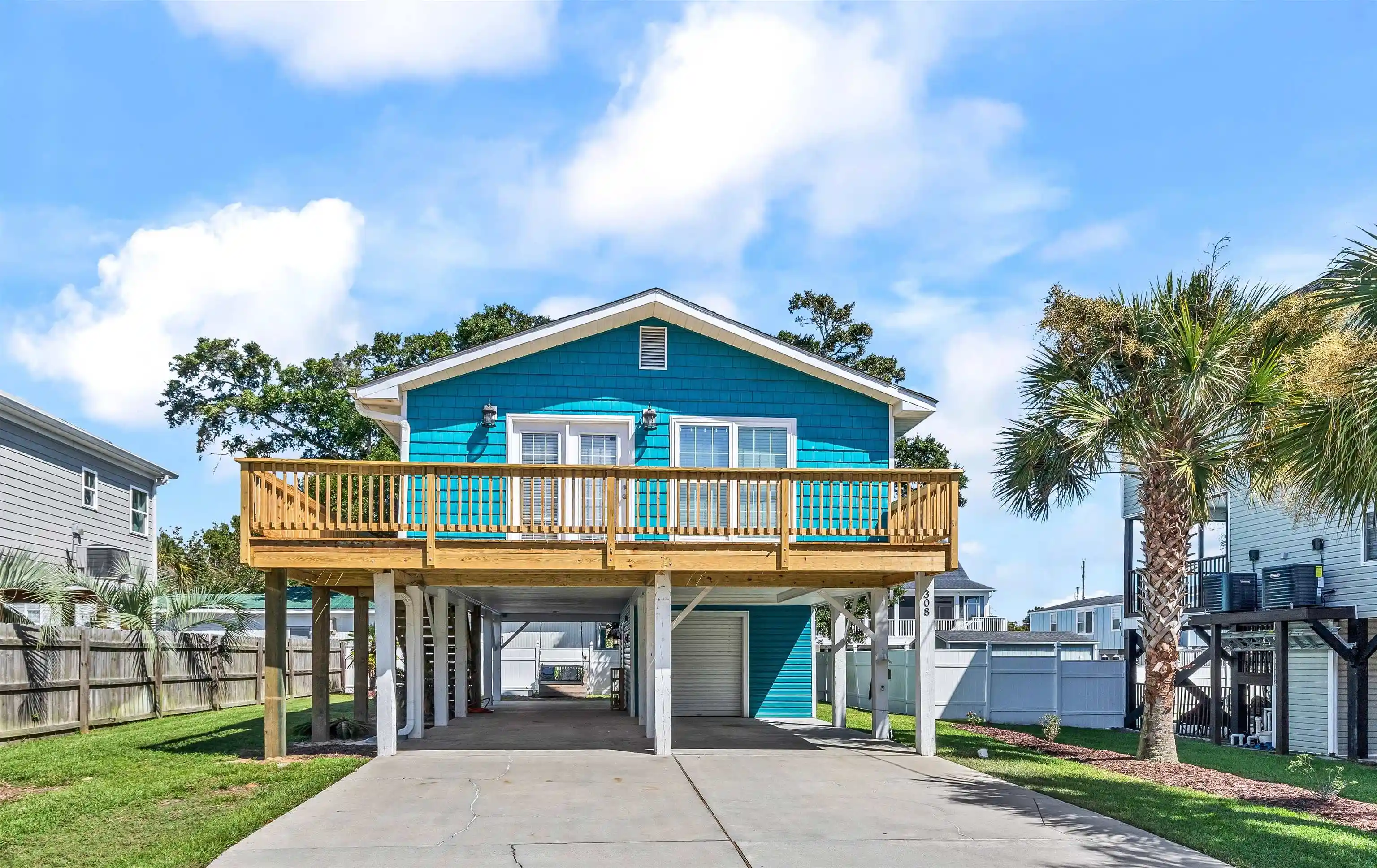 Photo 1 of Sale Pending at 308 Vista Dr, Murrells Inlet, SC 29576 | MLS# 2624415 | Listing updated on 2026-10-19