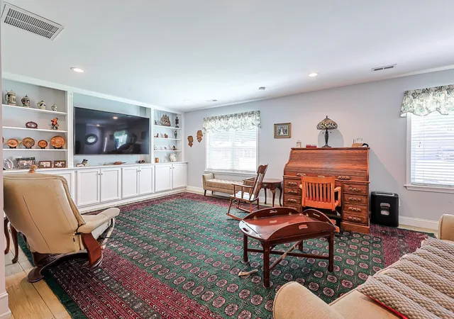 Photo 2 of Single family home for sale at 4625 Boxwood Dr, Myrtle Beach, SC 29588 | MLS# 2624442 | Listing updated on 2026-10-28