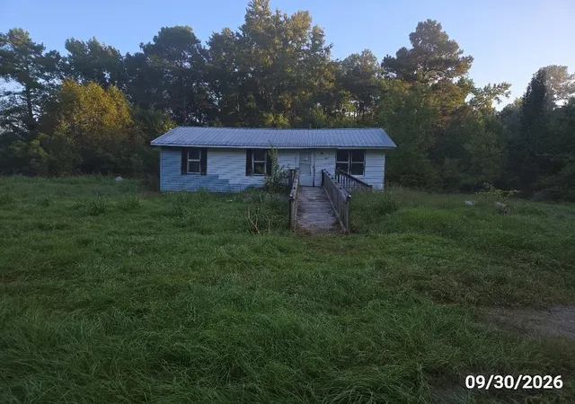 Photo 1 of Single family home for sale at 568 Pinckney Rd, Kingstree, SC 29556 | MLS# 2624477 | Listing updated on 2026-10-06