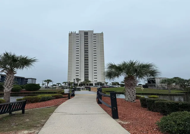 Photo 2 of Condo for sale at 5905 S Kings Hwy #515, Myrtle Beach, SC 29575 | MLS# 2624642 | Listing updated on 2026-10-09