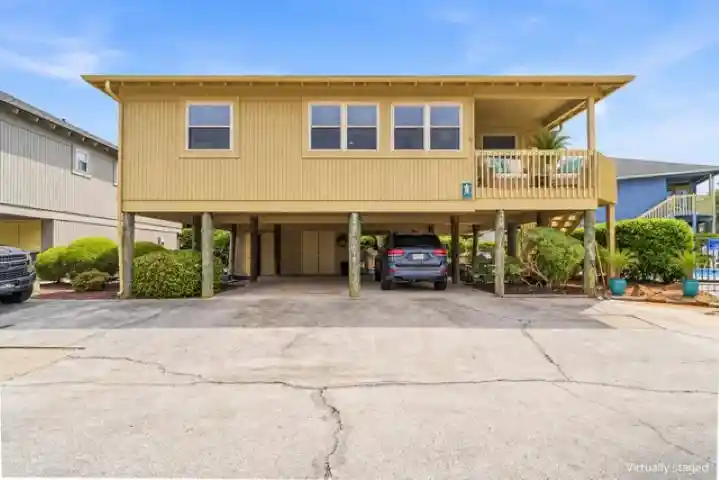 Photo 1 of Single family home for sale at 9500 Queens Ct, Myrtle Beach, SC 29572 | MLS# 2625031 | Listing updated on 2026-10-16