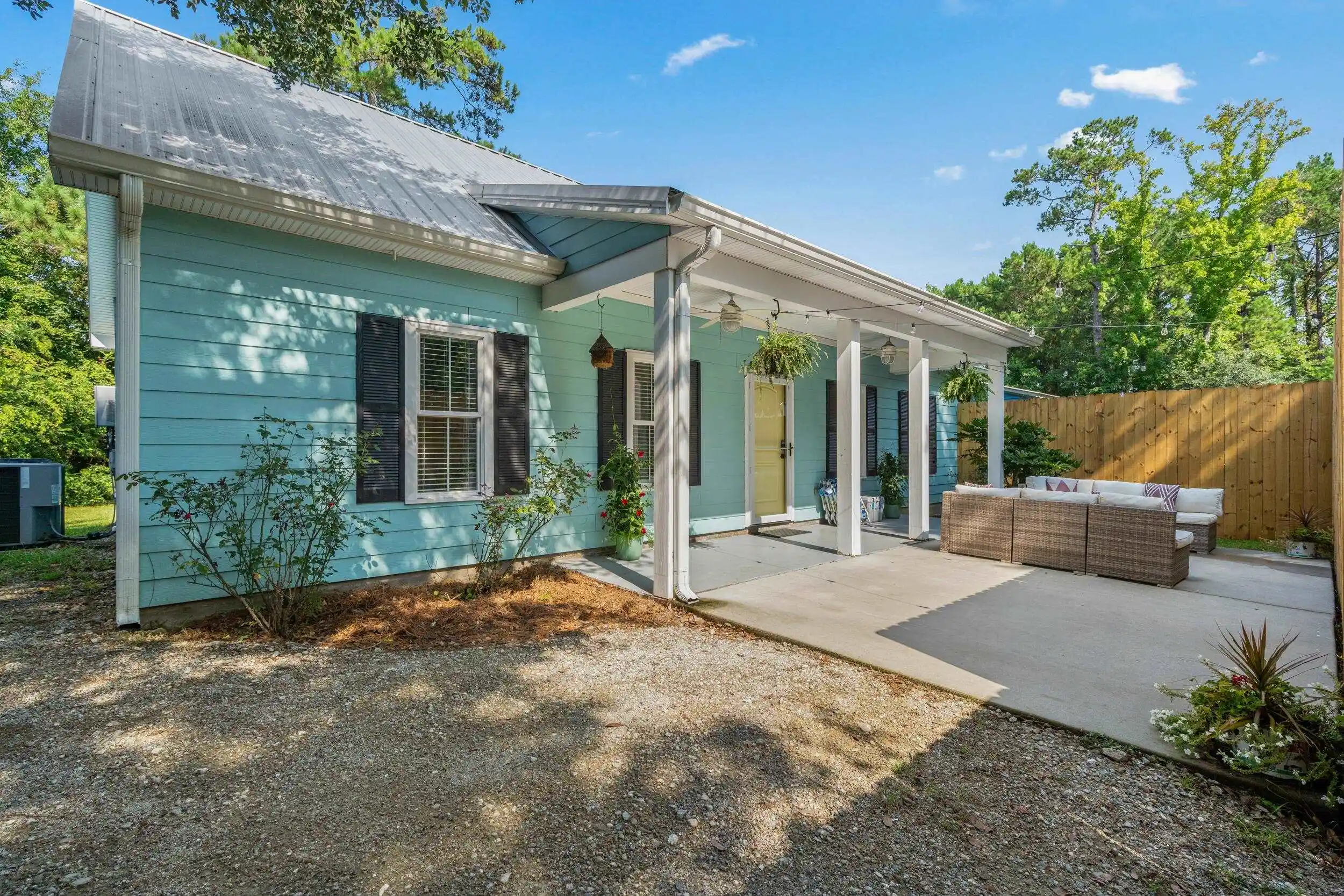 Photo 1 of Single family home for sale at 449 Sherman Dr, Pawleys Island, SC 29585 | MLS# 2625078 | Listing updated on 2026-10-19