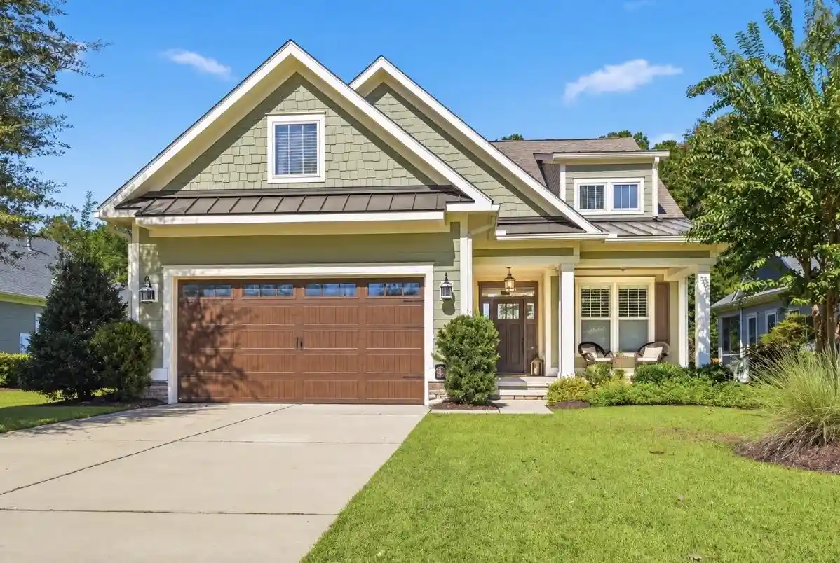 Photo 1 of Single family home for sale at 847 Waterbridge Blvd, Myrtle Beach, SC 29579 | MLS# 2625130 | Listing updated on 2026-10-23