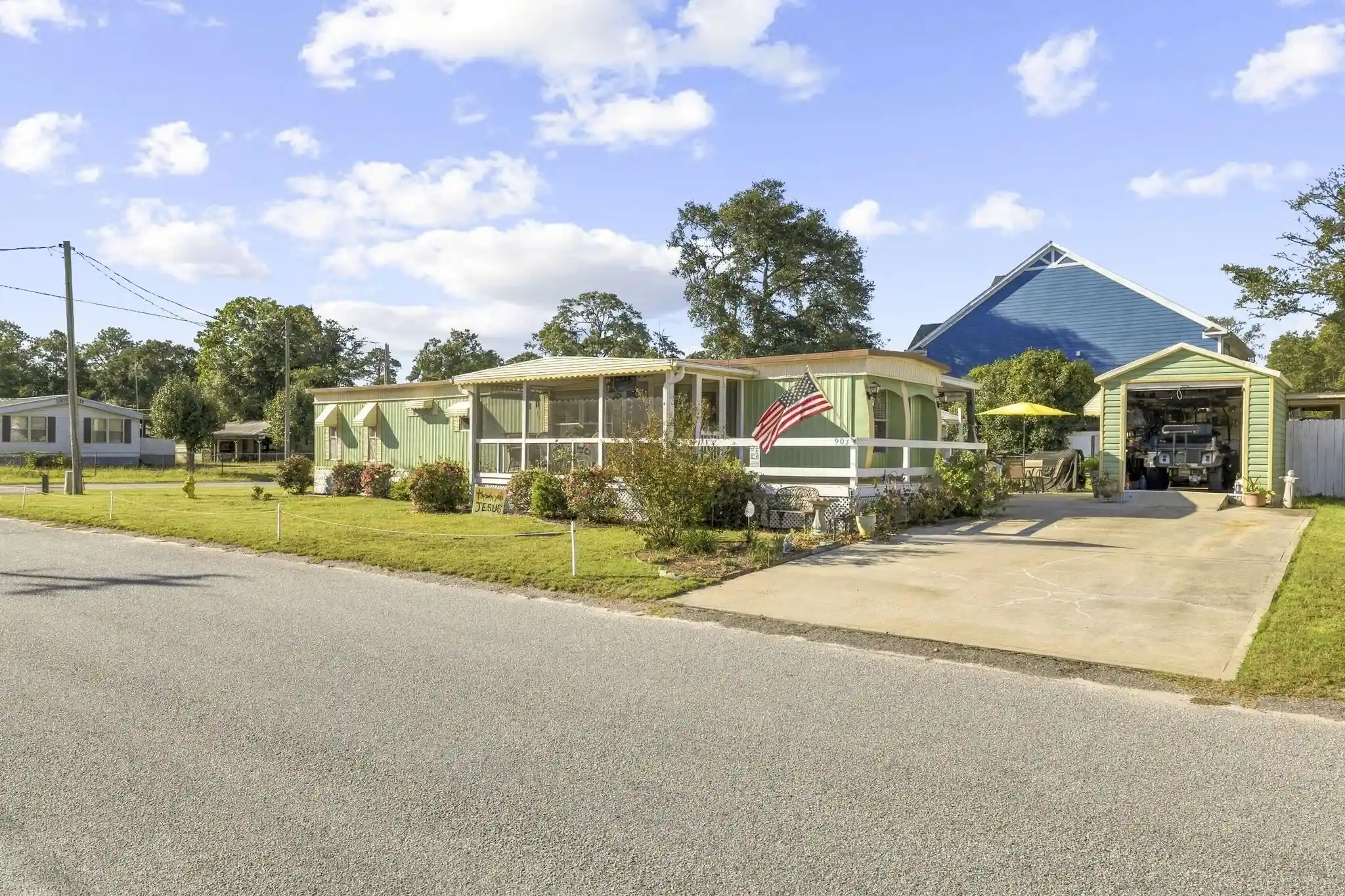 Manufactured home for sale at 903 Seaside Dr, North Myrtle Beach, SC 29582 | MLS# 2625411