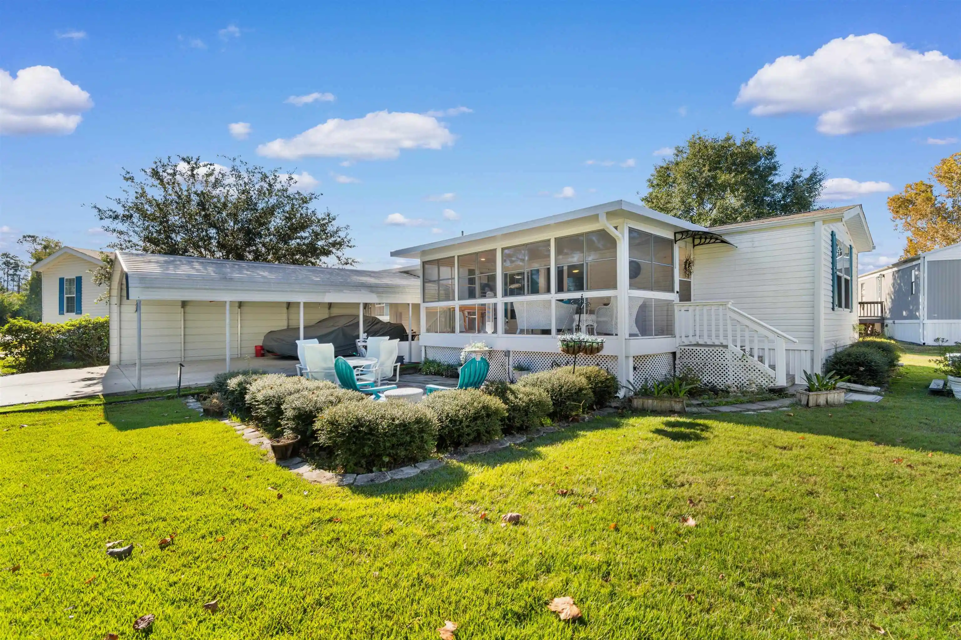 Photo 1 of Manufactured home for sale at 1523 Beacon Ave, North Myrtle Beach, SC 29582 | MLS# 2625911 | Listing updated on 2026-10-29