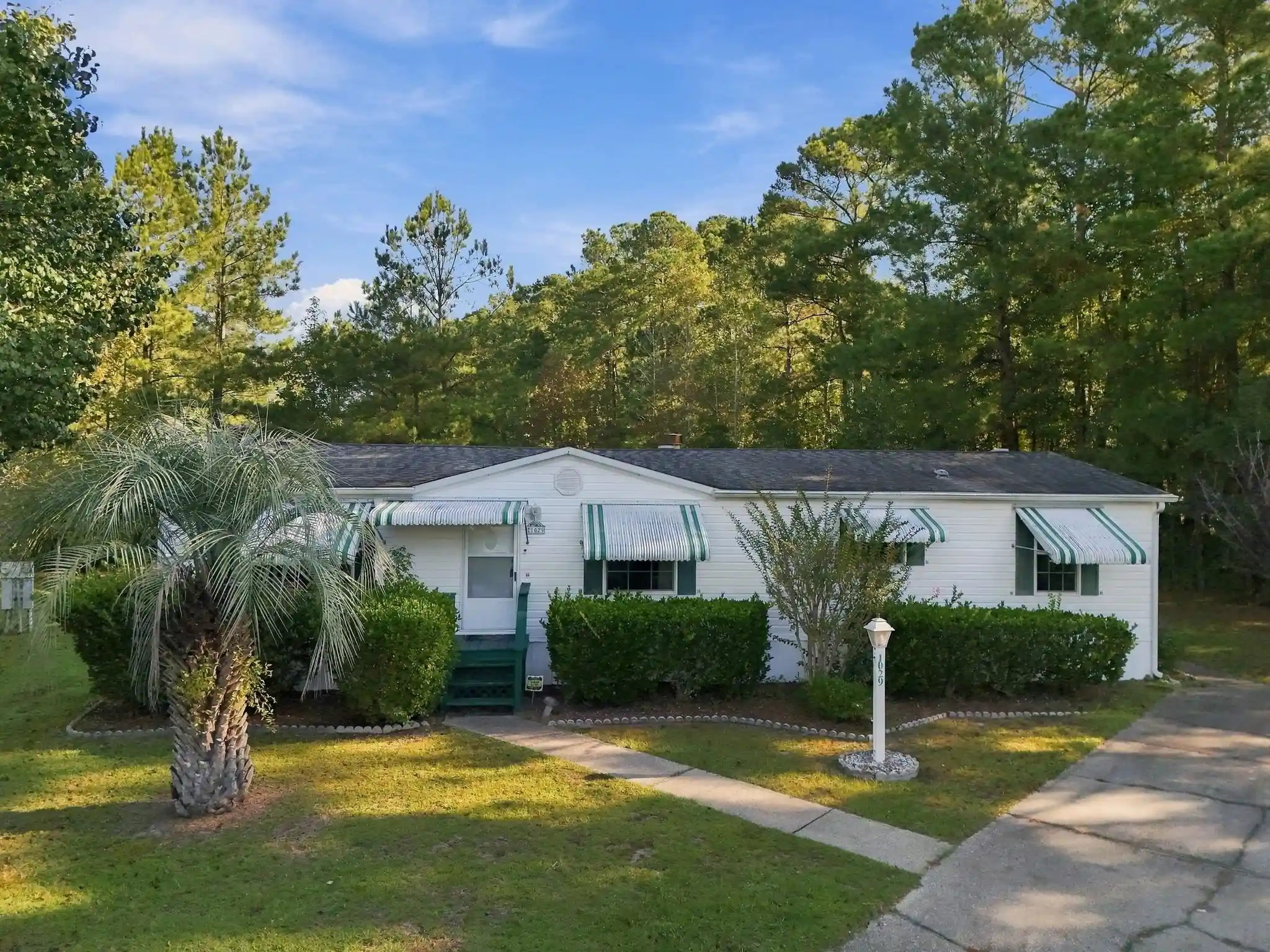Manufactured home for sale at 1029 Palm Dr, Conway, SC 29526 | MLS# 2626034
