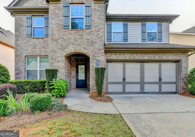 Photo 2 of Single family home for sale at 4440 Sanderling St, Cumming, GA 30041 | MLS# 10792563 | Listing updated on 2026-09-15