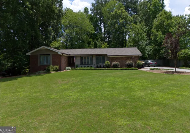 Photo 1 of Single family home for sale at 109 Rollingwood Cir Nw, Rome, GA 30165 | MLS# 10799376 | Listing updated on 2026-09-13