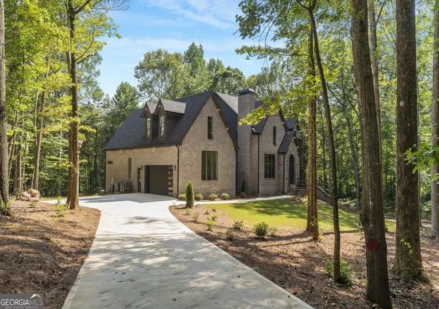 Photo 3 of Sale Pending at 337 Sandy Crk Rd, Commerce, GA 30530 | MLS# 10566436 | Listing updated on 2026-01-05