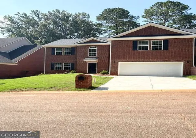 2nd image of 120 Hampton Wy #LOT 6, Macon, GA 31220 | MLS# 10817308