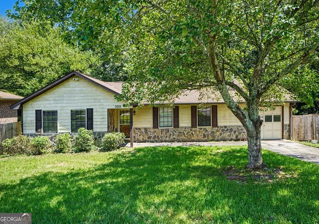 Homes for sale in Rex, GA | 3011 Menlo Park Dr, Rex, GA 30273 | MLS# 10801995