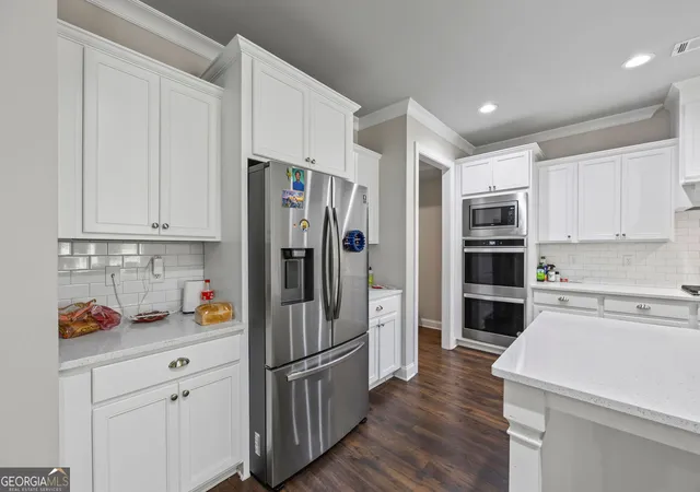 Photo 3 of Single family home for sale at 1830 Sauterne Dr, Hoschton, GA 30548 | MLS# 10578682 | Listing updated on 2026-06-04