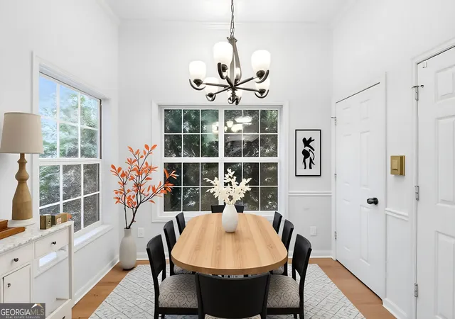 3rd image of 4252 River Grn Dr Nw, Atlanta, GA 30327