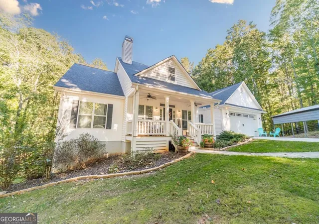 Photo 2 of Single family home for sale at 350 Quail Crk Dr, Monroe, GA 30656 | MLS# 10881610 | Listing updated on 2026-10-30