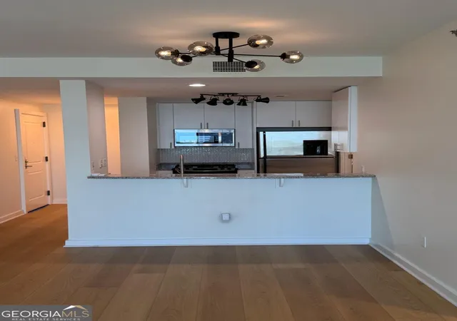 Photo 3 of Condo for sale at 3338 Peachtree Rd Ne #1106, Atlanta, GA 30326 | MLS# 10813995 | Listing updated on 2026-10-09