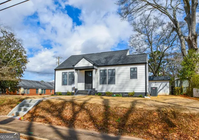 Photo 1 of Single family home for sale at 651 North Ave, Atlanta, GA 30354 | MLS# 10708185 | Listing updated on 2026-05-30