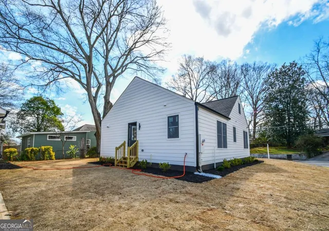 Photo 3 of Single family home for sale at 651 North Ave, Atlanta, GA 30354 | MLS# 10708185 | Listing updated on 2026-05-30
