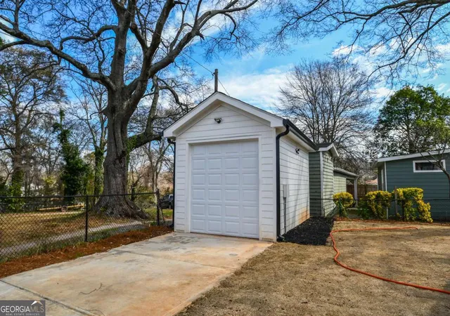 Photo 3 of Single family home for sale at 651 North Ave, Atlanta, GA 30354 | MLS# 10708185 | Listing updated on 2026-05-30
