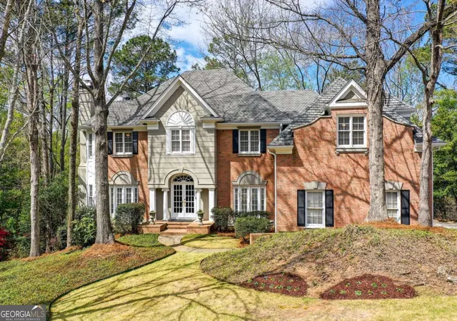 Photo 1 of Mansion for sale at 940 Waters Reach Ct, Alpharetta, GA 30022 | MLS# 10722147 | Listing updated on 2026-08-27