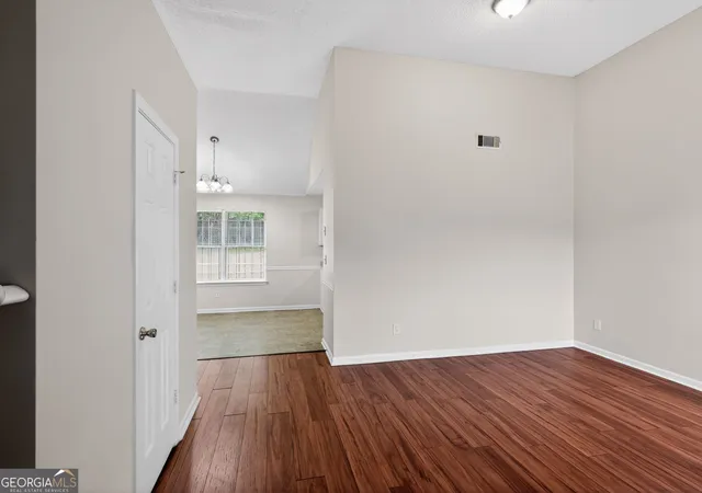 3rd image of 4069 Ward Lake Trl, Ellenwood, GA 30294 | MLS# 10719990