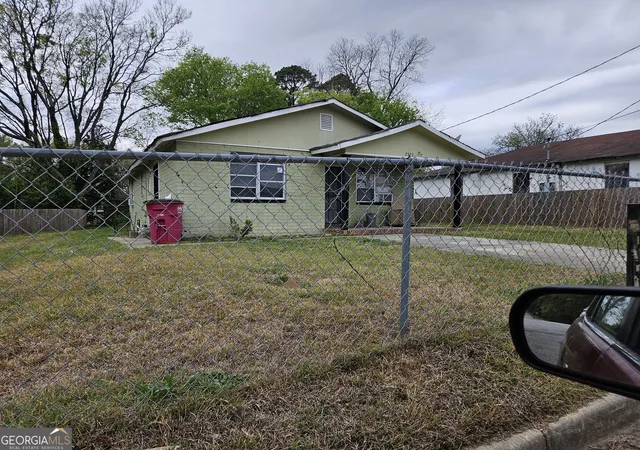 Photo 1 of Multi family home for sale at 2325 Lincoln St, Macon, GA 31206 | MLS# 10811655 | Listing updated on 2026-07-31
