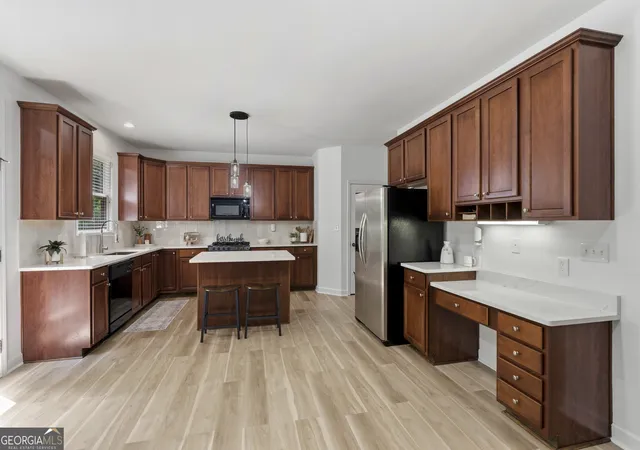 3rd image of 2753 Blue Moon Dr, Buford, GA 30519 | MLS# 10780924