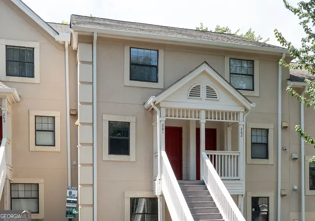 Photo 2 of Sale Pending at 290 Appleby Dr #261, Athens, GA 30605 | MLS# 10836254 | Listing updated on 2026-09-10