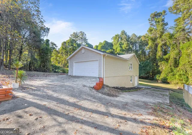 Photo 2 of Sale Pending at 667 Alcovy Forest Dr, Lawrenceville, GA 30045 | MLS# 10737175 | Listing updated on 2026-06-05