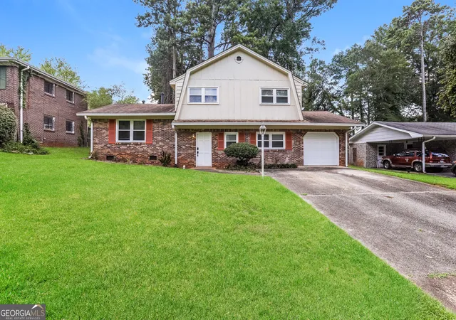 Photo 1 of Sale Pending at 2625 Elkhorn Dr, Decatur, GA 30034 | MLS# 10616033 | Listing updated on 2025-10-08