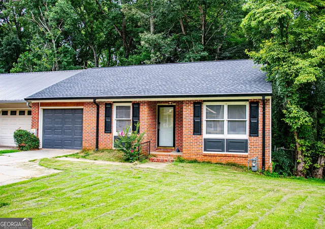 2nd image of 151 Wrenwood Ln, Carrollton, GA 30117 | MLS# 10816241