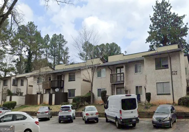 Photo 1 of Townhouse for sale at 3834 Kensingwood Tr, Decatur, GA 30032 | MLS# 10490865 | Listing updated on 2025-04-15
