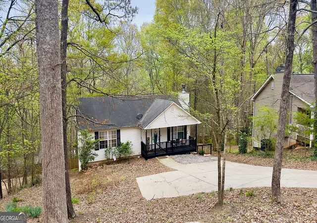 2nd image of 6600 Crystal Cove Trl, Gainesville, GA 30506 | MLS# 10822818