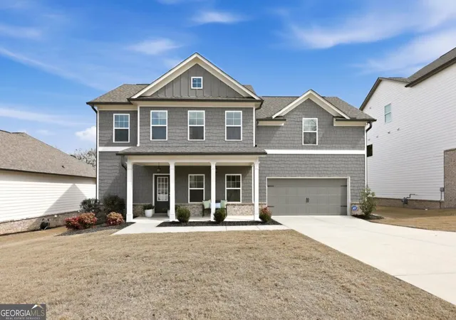 Photo 2 of Sale Pending at 2673 Limestone Crk Dr, Gainesville, GA 30501 | MLS# 10706402 | Listing updated on 2026-09-14